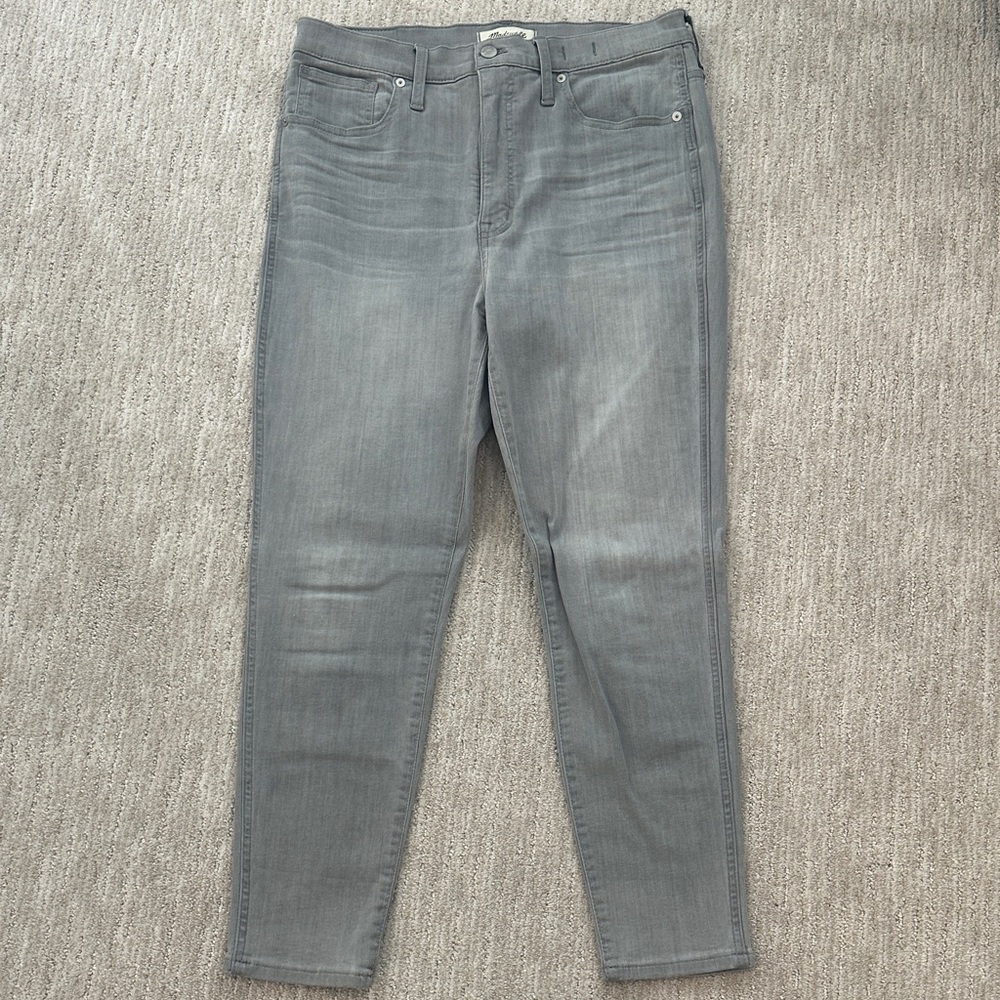 Madewell Gray 10” High-Rise Skinny Crop